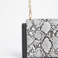 Boxy Snakeskin Shoulder Bag Accessories -2020AVE