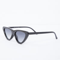 Center Of Attention Sunglasses Accessories Black One Size -2020AVE