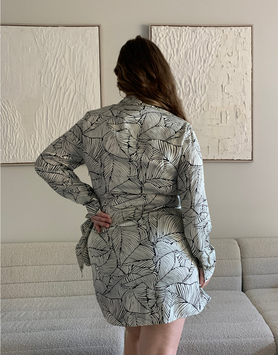 Curve Modern Leaf Print Wrap Dress Plus Size Dresses -2020AVE