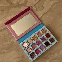 Falling For You Shadow Palette Accessories Multi -2020AVE
