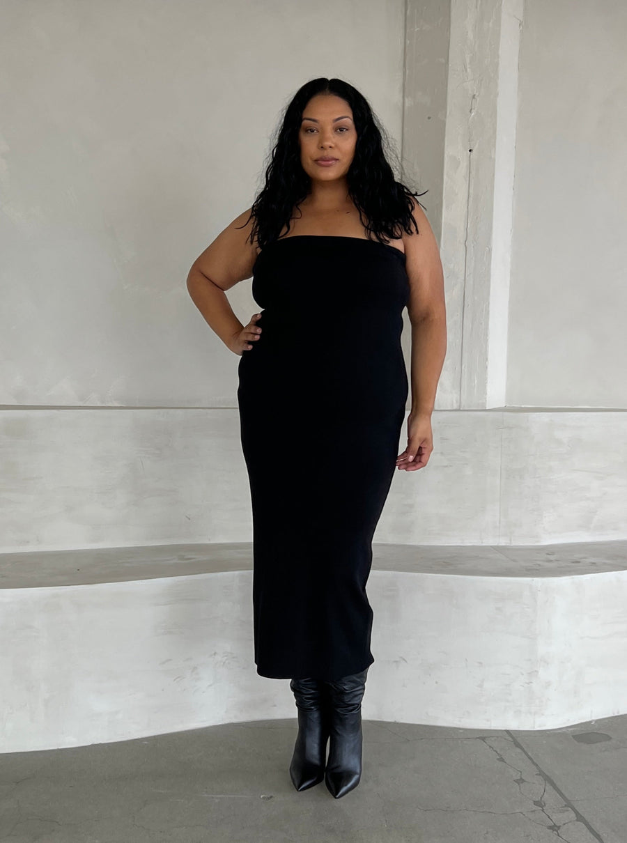 Plus Size Knit Tube Midi Dress 2020AVE Plus Size Knit Tube Midi Dress 2020AVE