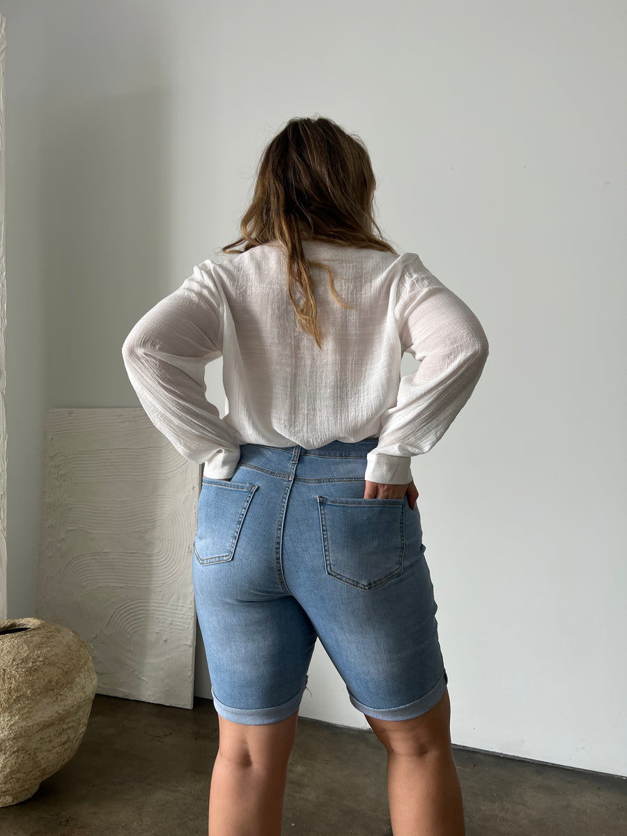 Plus Size Cuffed Bermuda Denim Shorts Plus Size Bottoms -2020AVE