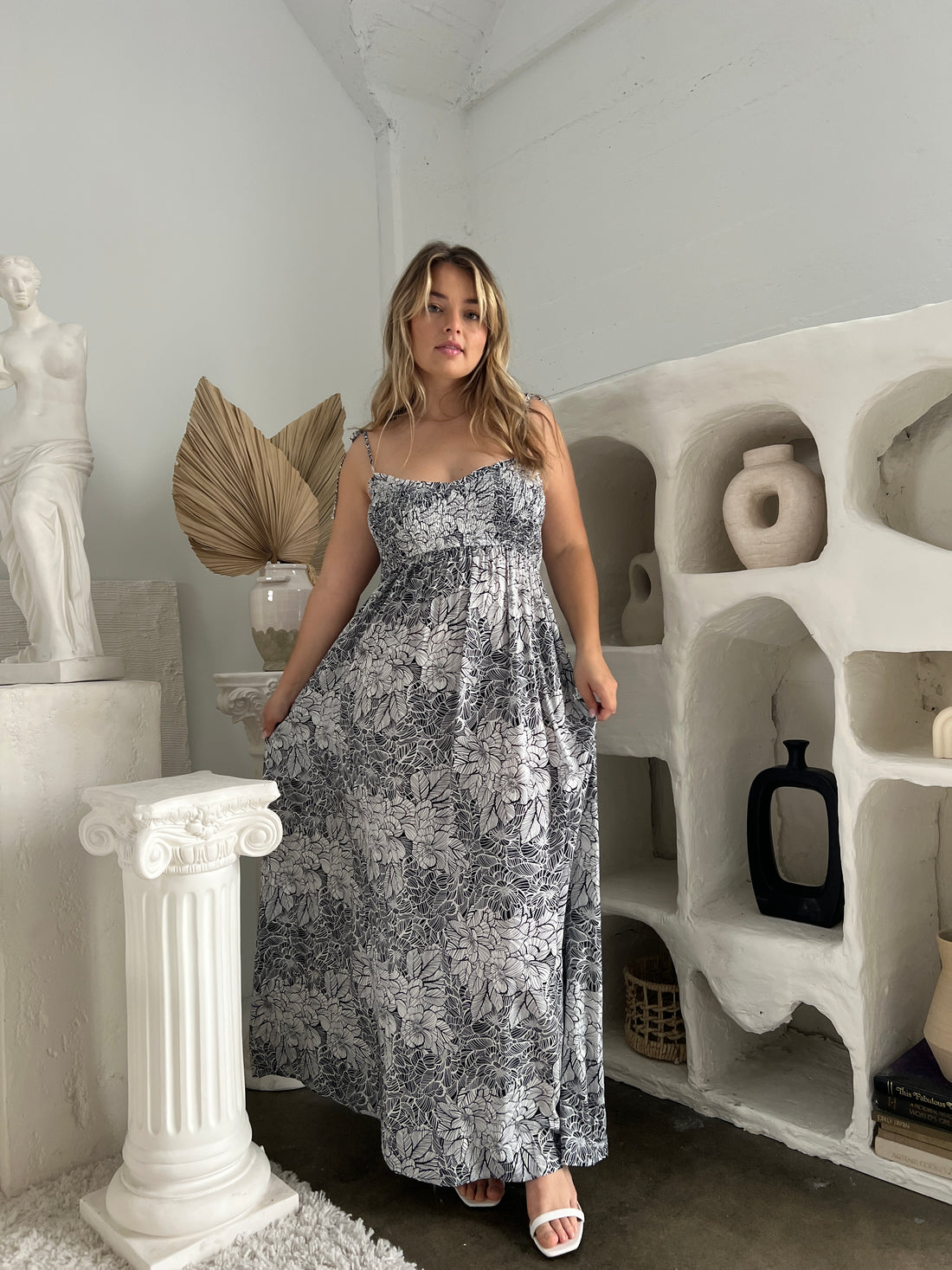 Plus Size Tied Botanical Maxi Dress Plus Size Dresses -2020AVE
