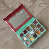 A Moment With You Shadow Palette Accessories Multi -2020AVE
