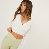 V-Neck Sweater Top Tops White S/M -2020AVE