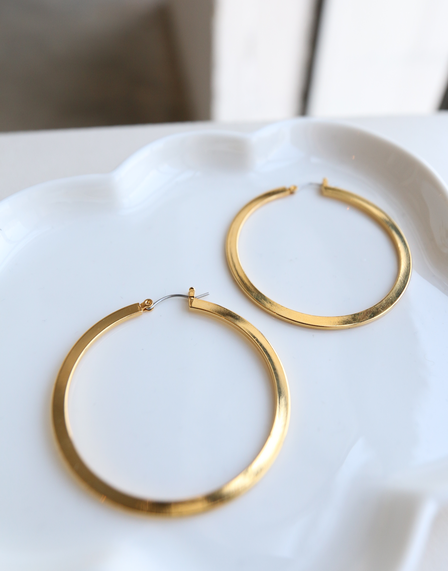 Cannes Flat Hoop Earrings Jewelry Gold One Size -2020AVE