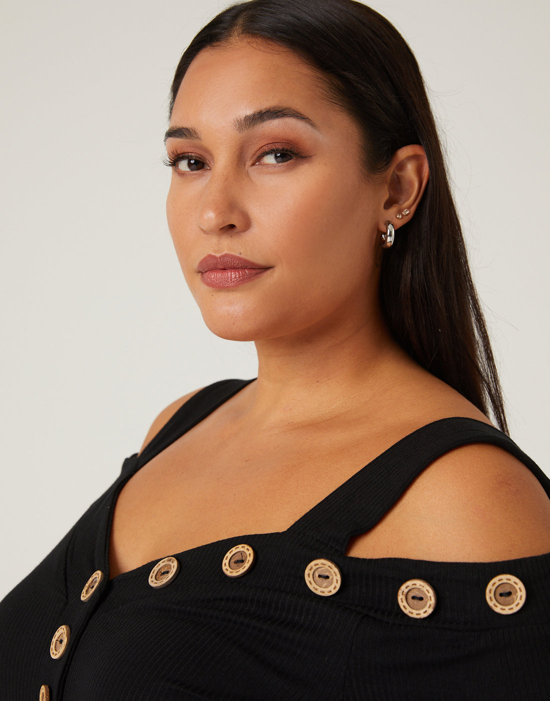 Plus Size Button Detail Top – 2020AVE