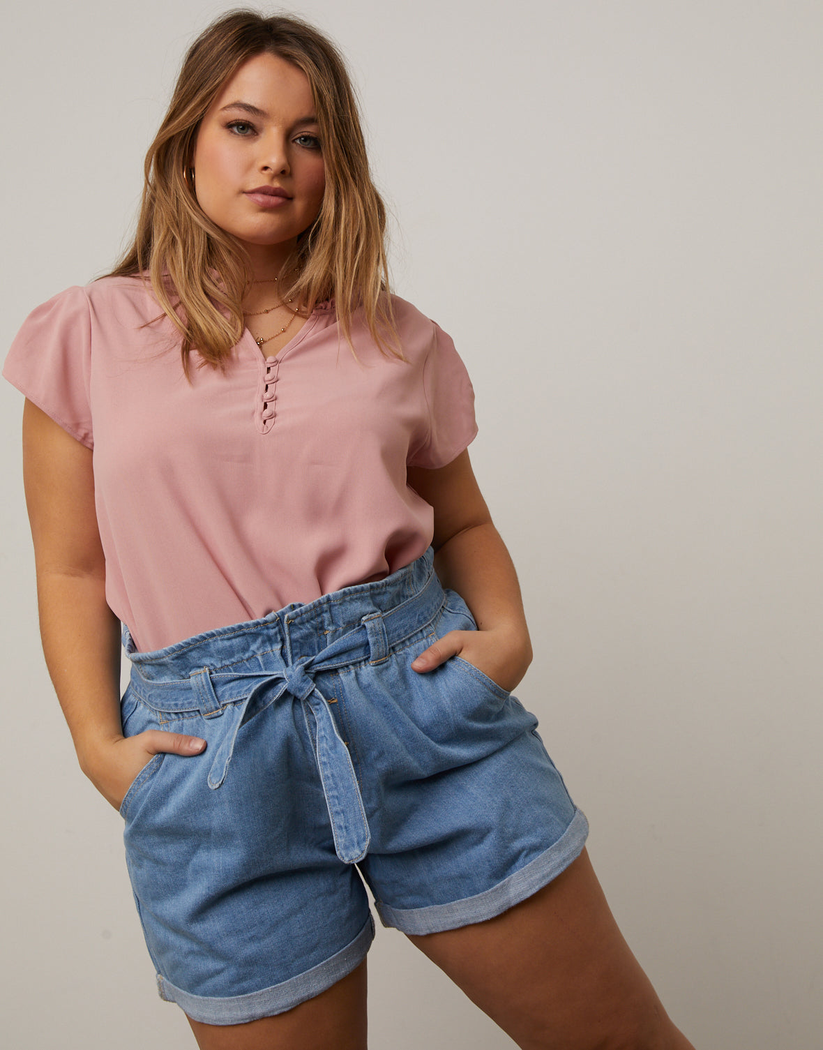 How to Wear Paperbag Shorts Plus Size: Stylish Tips & Tricks