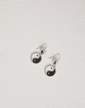 Double Yin and Yang Earrings Jewelry Silver One Size -2020AVE