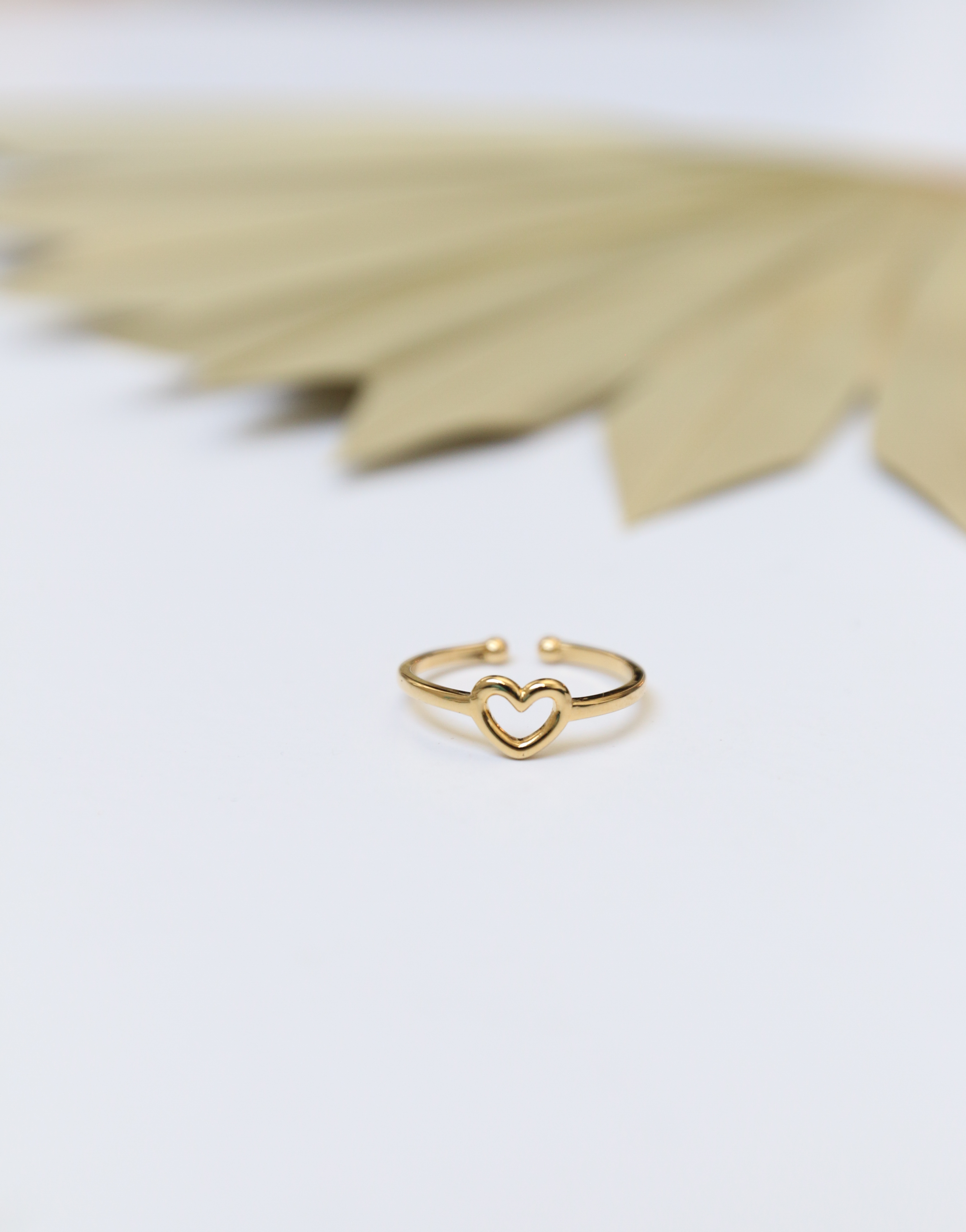 Heart Strings Adjustable Ring – 2020AVE