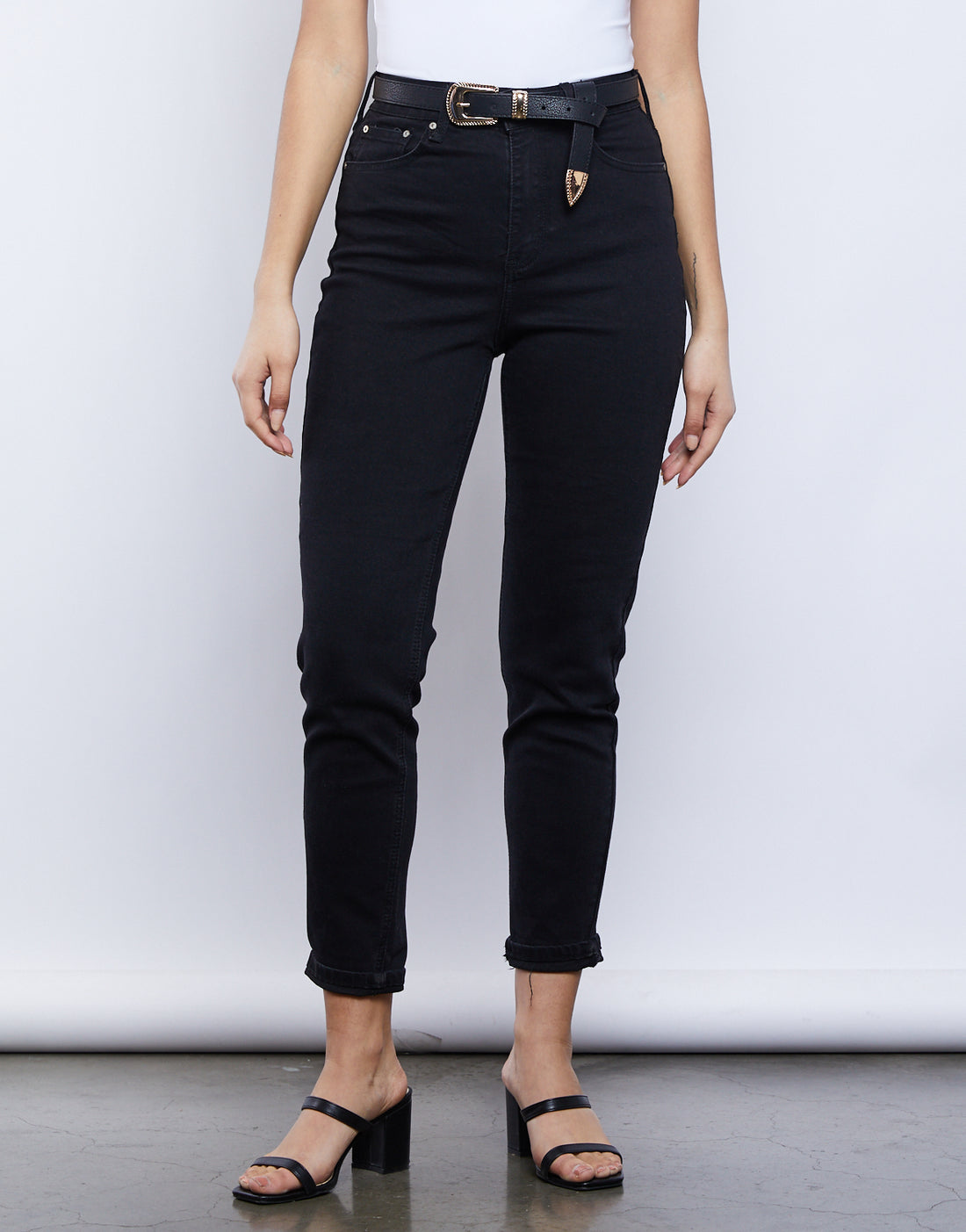 Natalia Mom Jeans Bottoms Black 0 -2020AVE