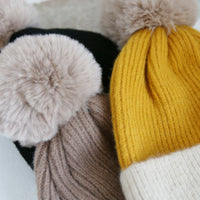 Two-Tone Ribbed Hat Accessories -2020AVE